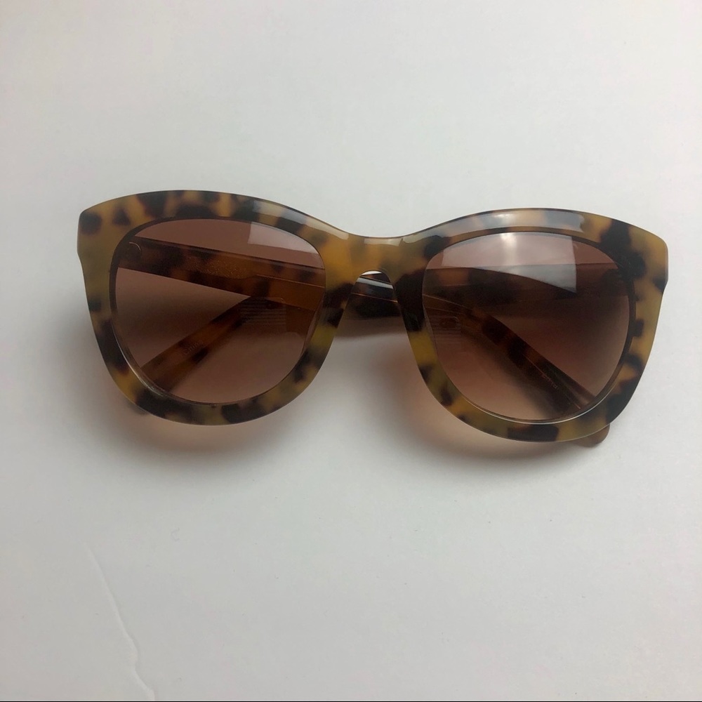 Tortoise Shell Sunglasses - Picture 3 of 6